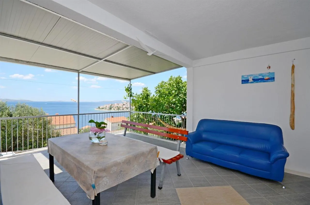 Apartments Petar Trogir 0*,